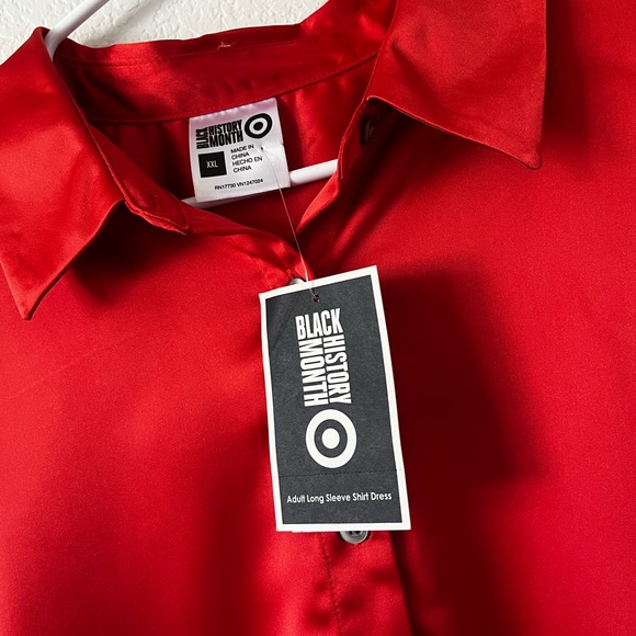 Sammy B Black History Month For Target NWT
Women's Satin Button Down Shirt XXL - Picture 8 of 10